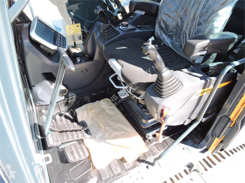 جرافة Hyundai HX160