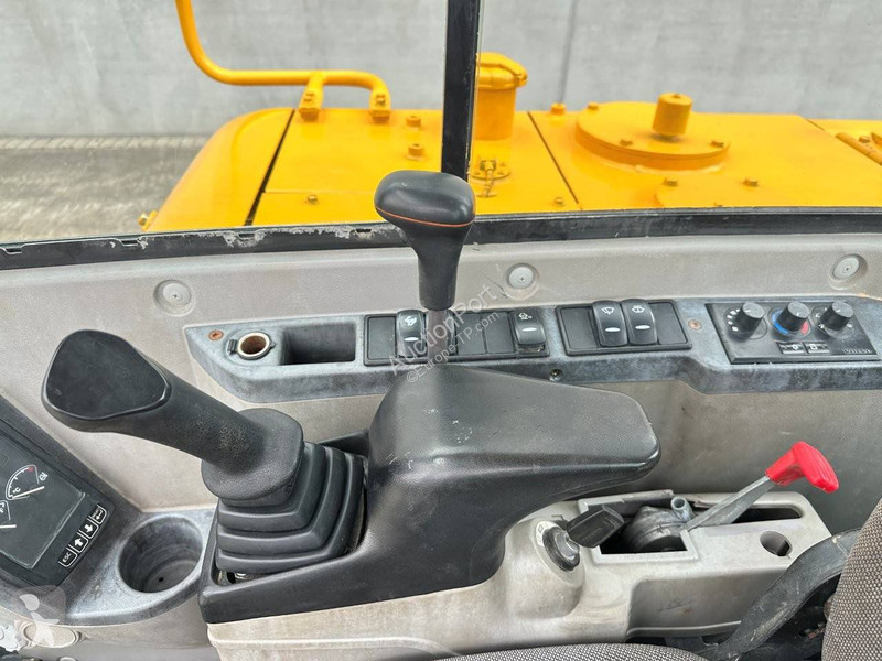 Rýpadlo Volvo EC60C