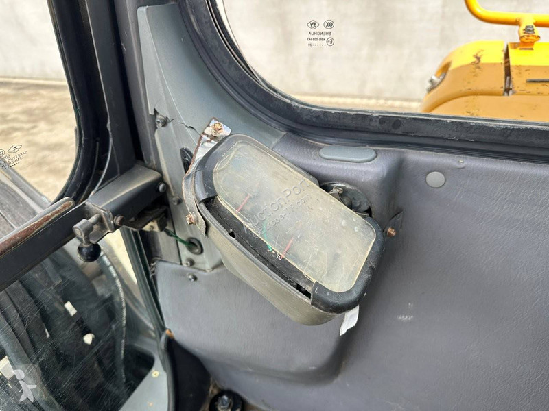 جرافة Volvo D