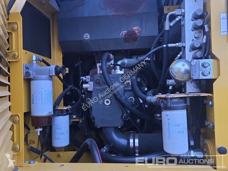 Екскаватор Komatsu