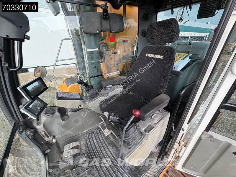 Багер Liebherr R926