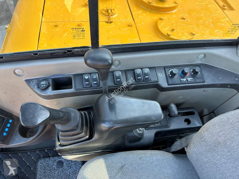 Graafmachine Volvo EC60C