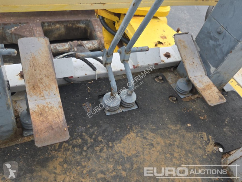 Graafmachine Takeuchi TB030