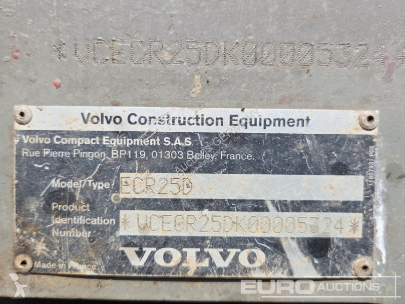 Graafmachine Volvo ECR25D