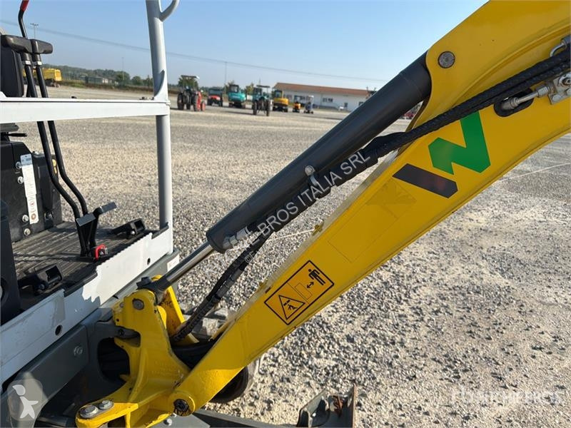 Екскаватор Wacker Neuson E