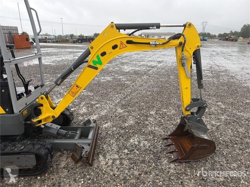 Екскаватор Wacker Neuson E