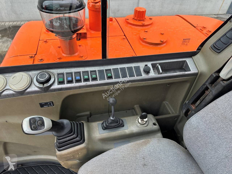Escavadora Doosan 9C