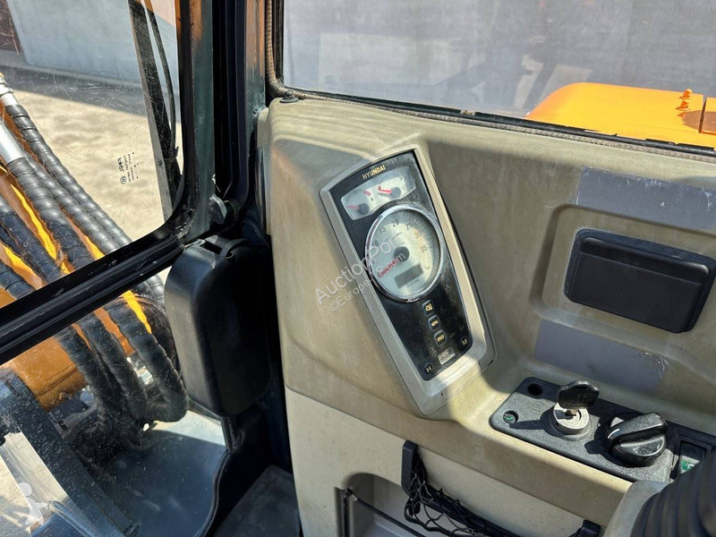 Екскаватор Hyundai R60VS