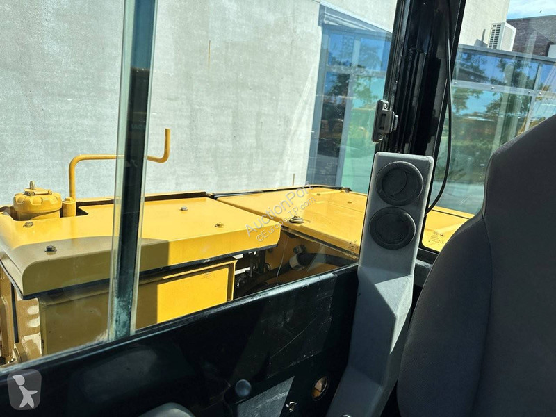 Caterpillar .5E2 excavator