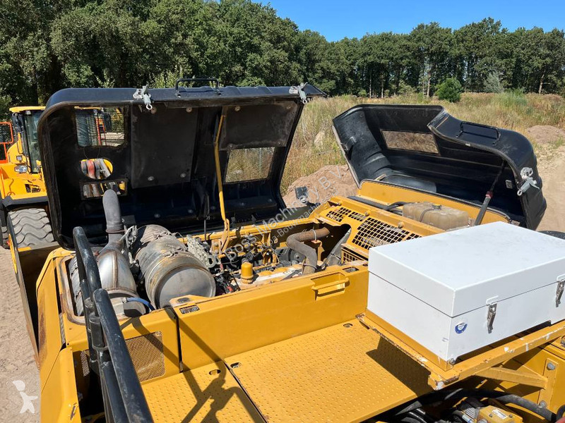 Graafmachine Caterpillar F UHD - 24 meter INCL...