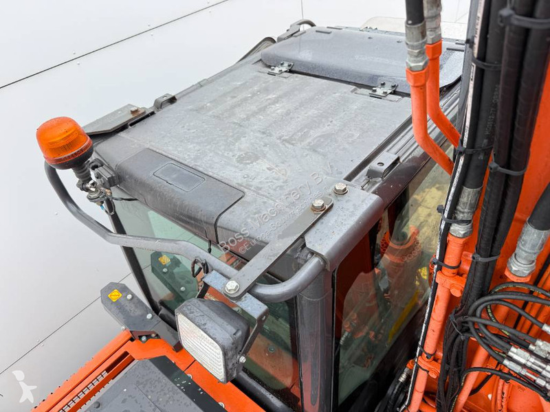 Graafmachine Hitachi ZX140W-6 - Blade / Triple...
