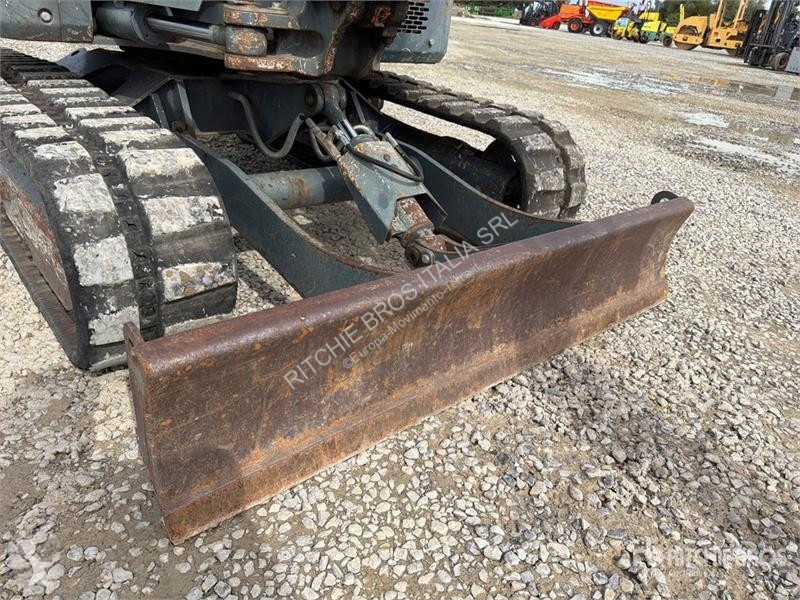 Escavadora Yanmar ViO33U Mini Excavator