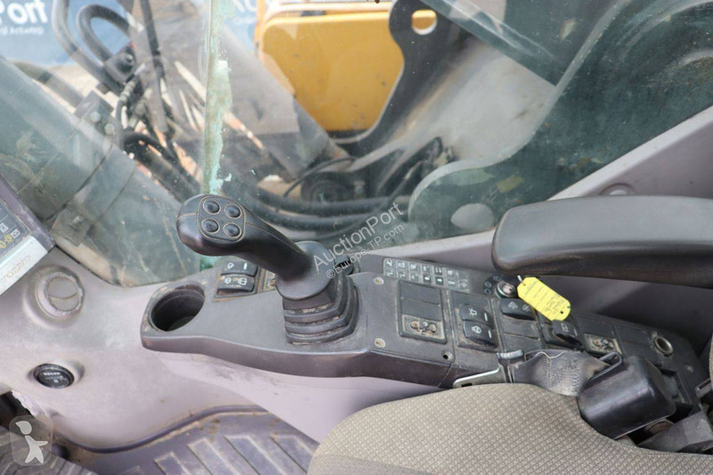 جرافة Volvo L