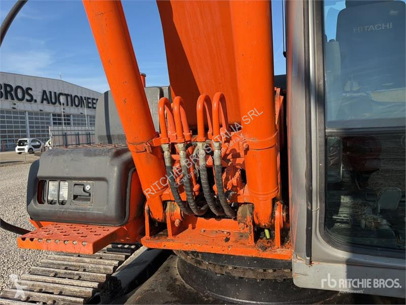 جرافة Hitachi Zaxis N Tracked Excavator