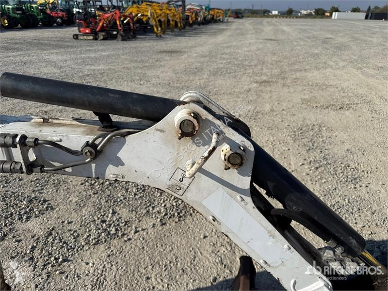 جرافة Bobcat Z Mini Excavator