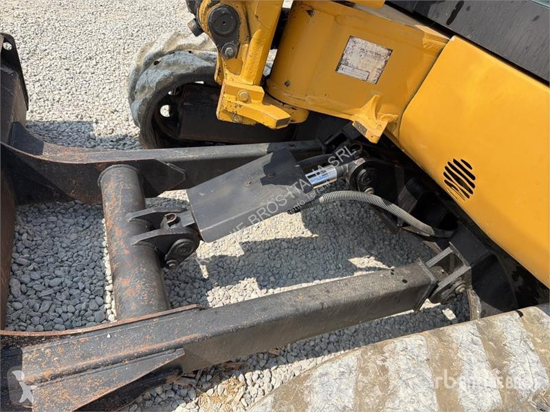 Skovel Caterpillar CR Mini Excavator (Inoperable)