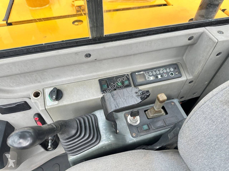 Skovel LiuGong CLG906E