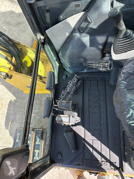 Skovel Komatsu 7
