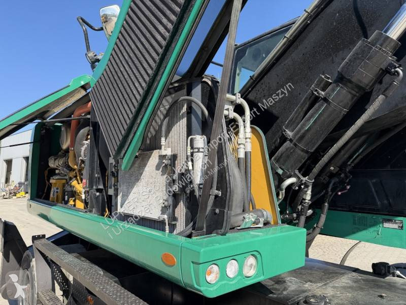 Excavadora Caterpillar MH3024