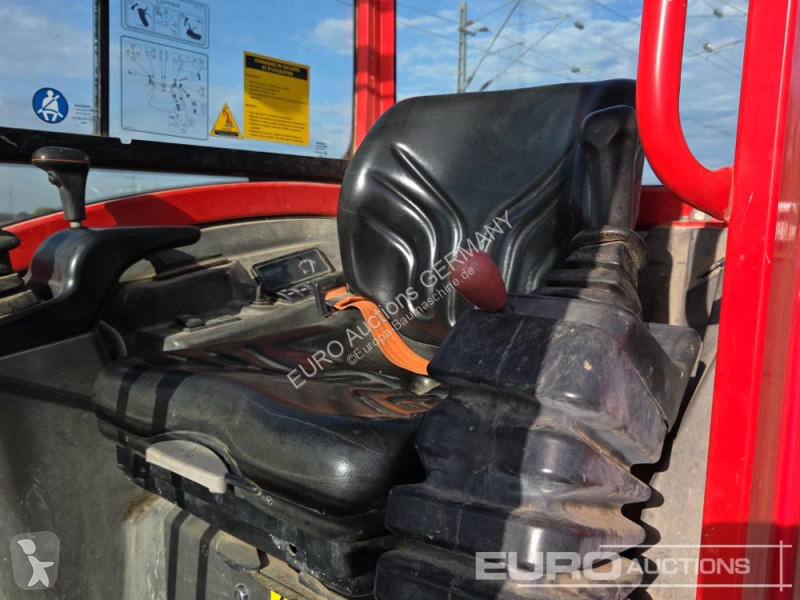 Excavadora Volvo ECR25D
