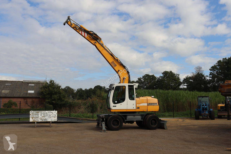 Pelle Liebherr A316