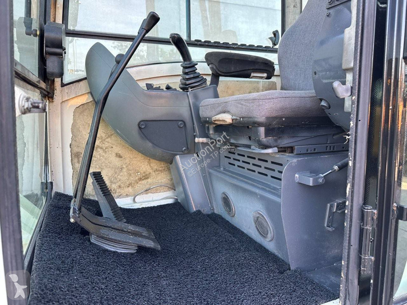 Pelle Terex TC65
