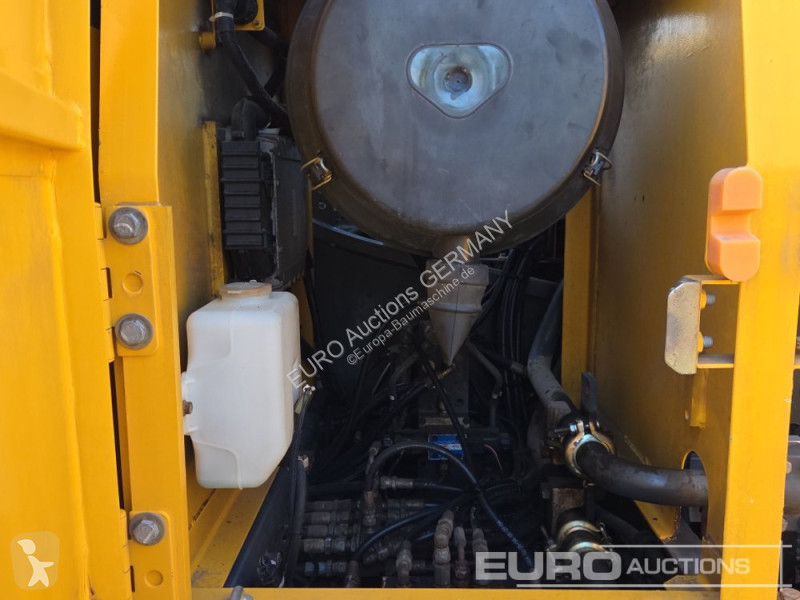 جرافة Volvo EC240
