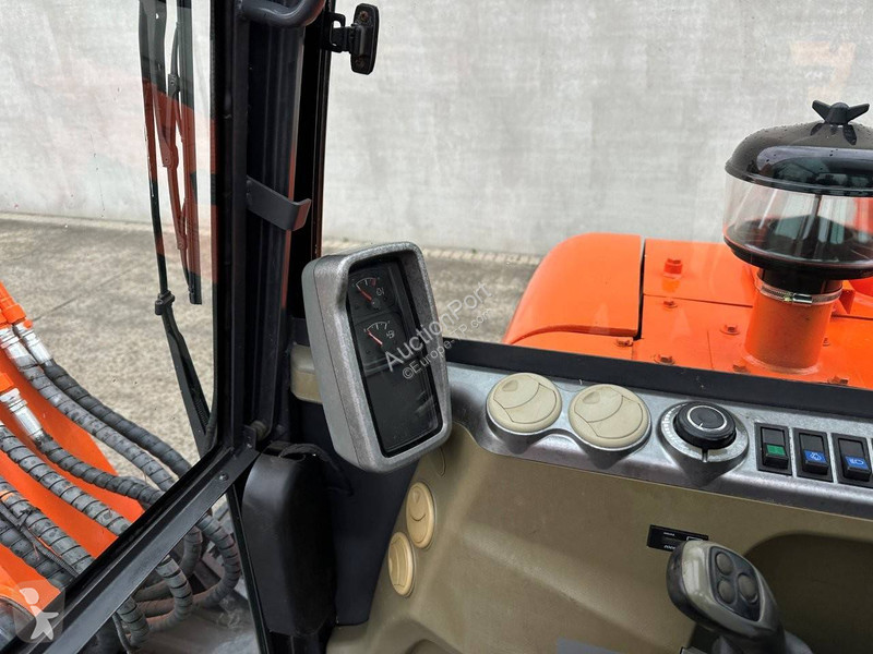 Escavadora Doosan 9C