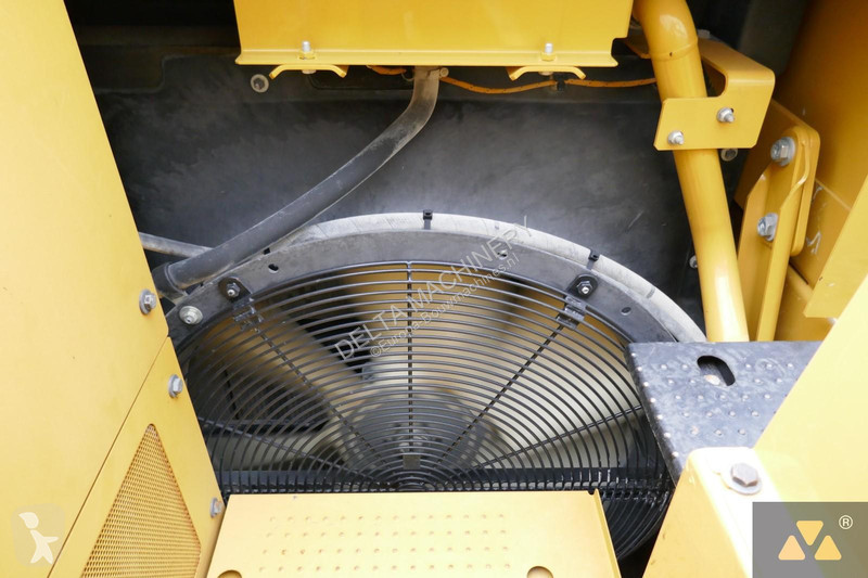Graafmachine Caterpillar 390F LME