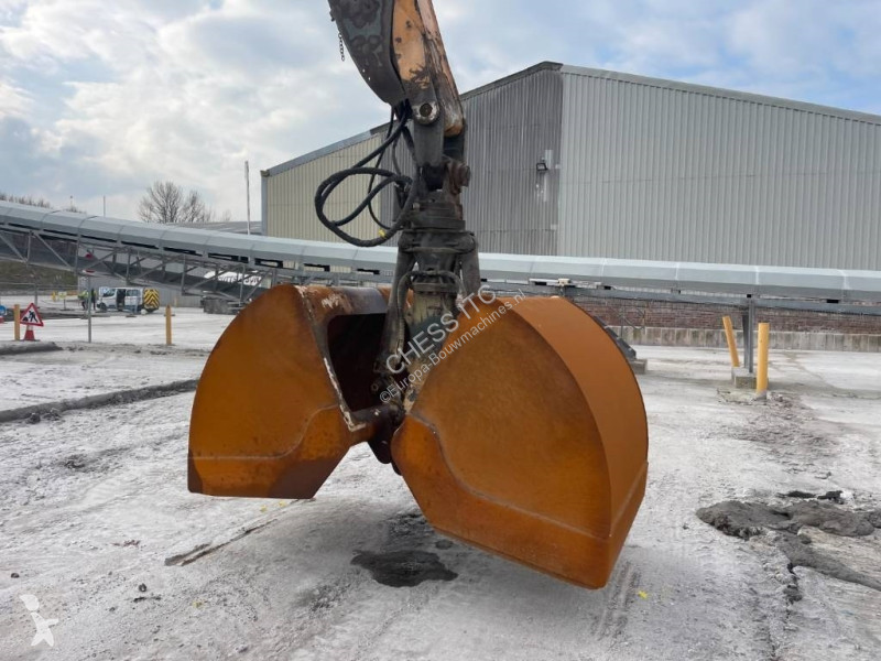 جرافة Liebherr A 944 C HD