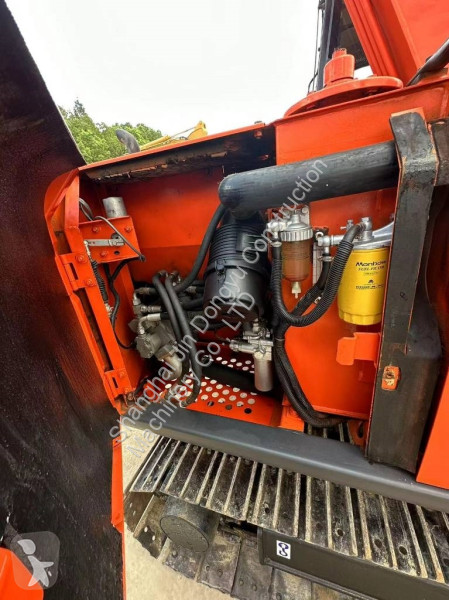 Escavadora Hitachi