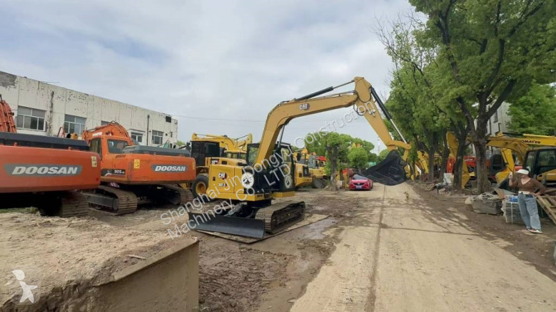 Escavadora Caterpillar 307