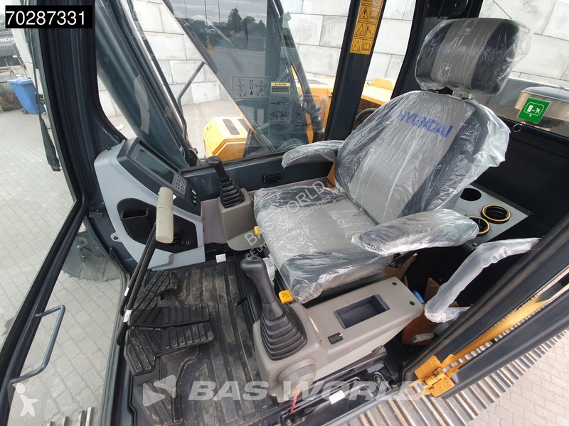 جرافة Hyundai R245 LR LRE - LONG REACH