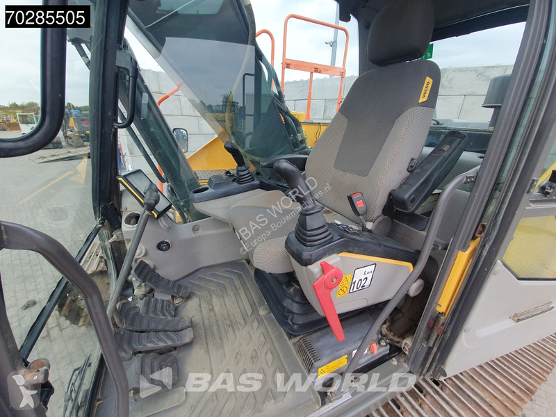 Graafmachine Volvo C220  Select
