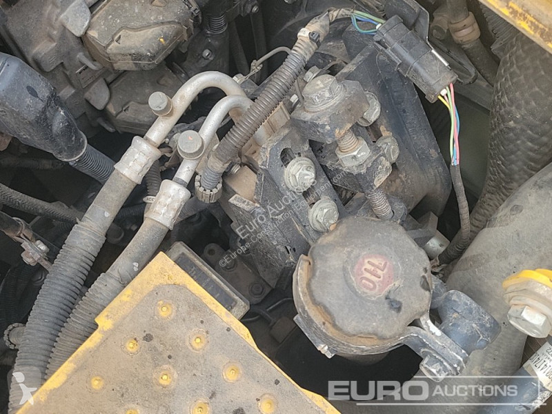 Escavatore Komatsu PC138US-11