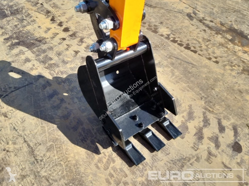 Escavadora JPC HT12