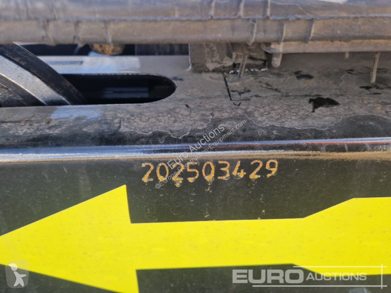 Excavator JPC HT12