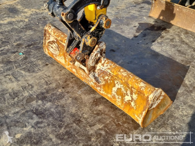 جرافة JCB 16C-1