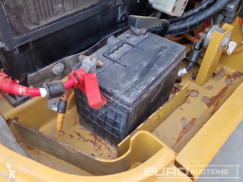 Escavatore Caterpillar 305.5E2