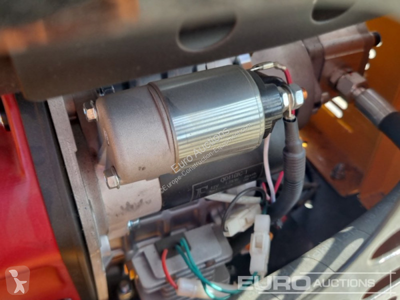 Escavadora JPC HT12