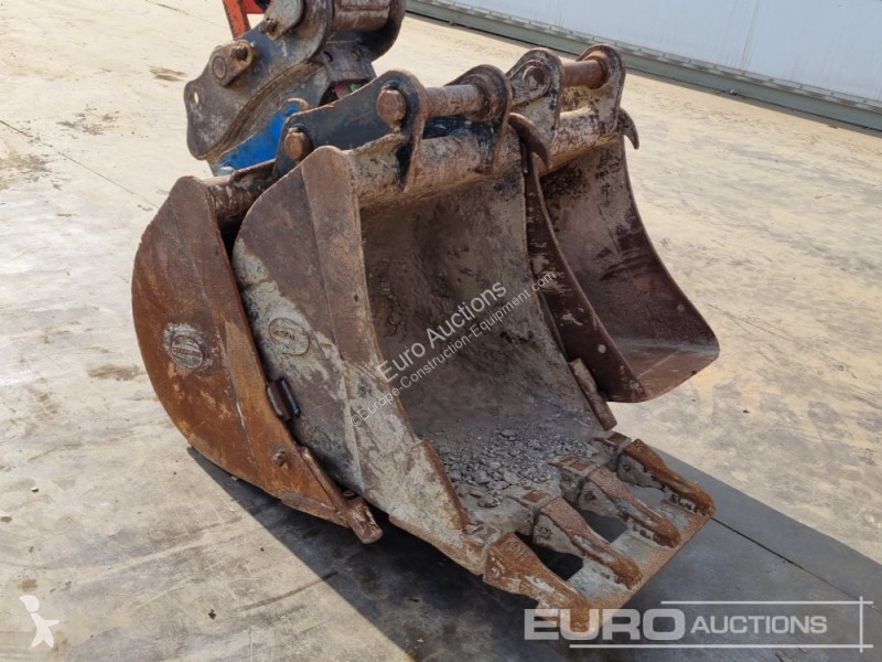 Escavatore Kubota KX080-4A