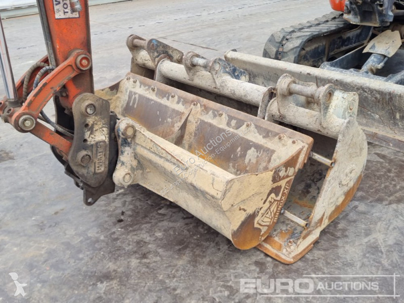 جرافة Kubota U48-4
