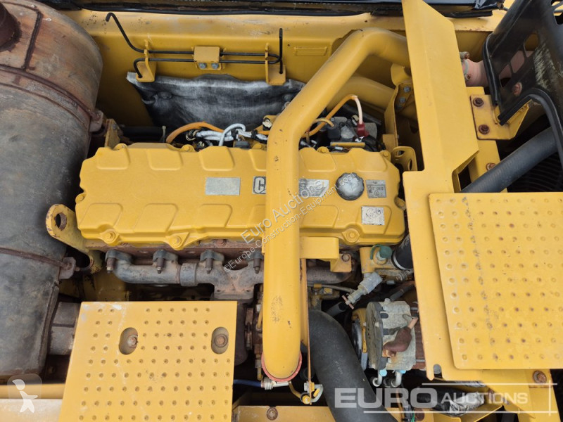 Escavatore Caterpillar 2