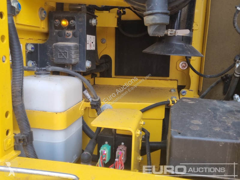 Excavator Komatsu -11E0