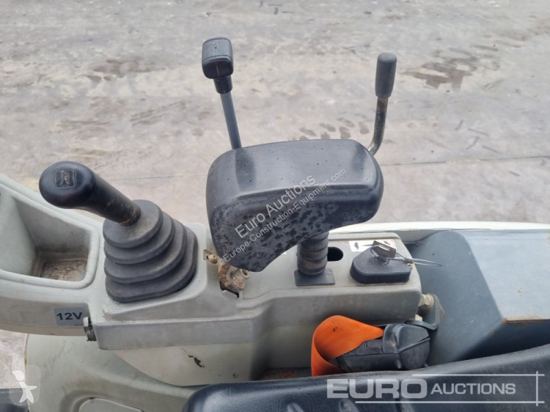 Graafmachine Takeuchi TB216
