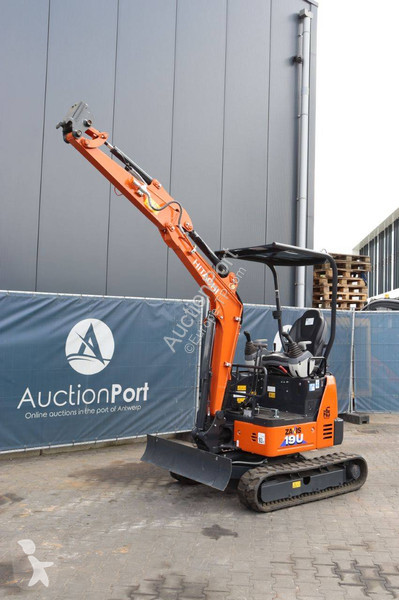 Escavadora Hitachi ZX19U-6 YR