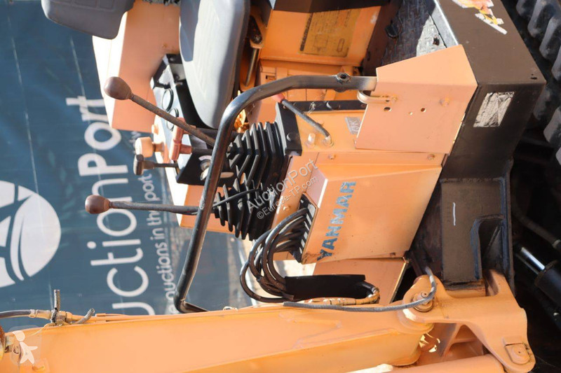 Escavatore Yanmar 20NA72L-08