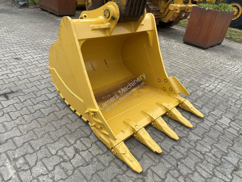Graafmachine Caterpillar NVT