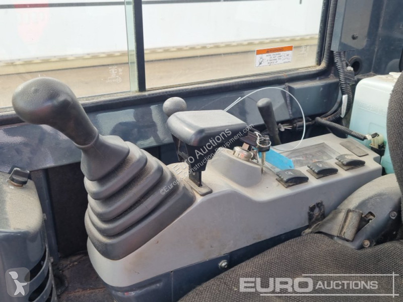 Escavadora Kobelco SK17SR-3E