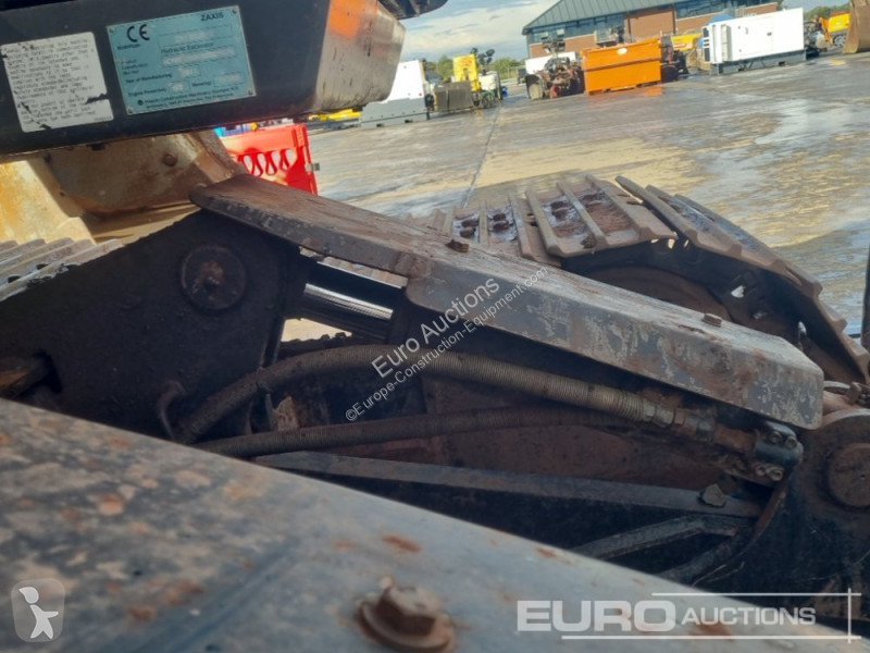 Escavatore Hitachi ZX135U5-3
